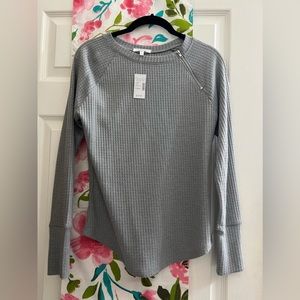 NWT Maurices solid thermal top with side zipper XS